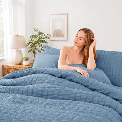 HIMEET King Comforter Set, 7-Piece Seersucker Bed in a Bag, Grayish Blue