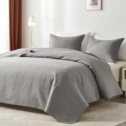 akkialla King Quilt Bedding Set,Grey Ultrasonic King/Cal King Quilt Set,Lightweight Soft Bedspread Coverlet,Modern Style Coin Pattern Bed Cover for All Seasons,3 Piece(1 Quilt,2 Pillow Shams)