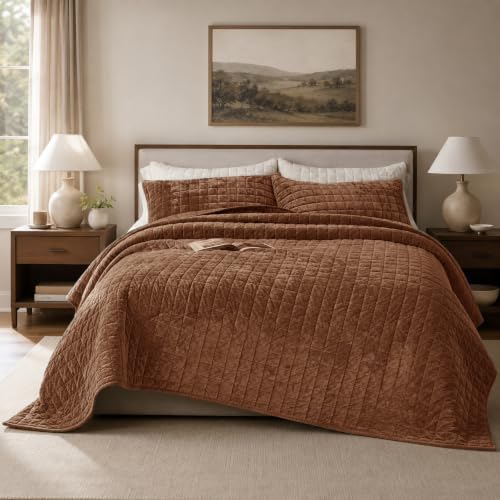 Quilt Set Oversized King Size 120x120 Luxurious Velvet Bedding Sets with 2 Pillow Shams 20x36 3 Pieces Ultra Soft Quilted Bedspread Coverlet Comforter for All Season,Caramel