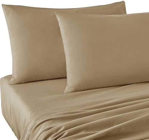 VCNY Home Bed in a Bag 8-Piece Bedding Set - King Size | Cheetah Print Shams, Decorative Pillows & Pillowcases | Elevate Your Home Decor | Luxurious, Soft & Cozy | No-Wrinkle Microfiber Polyester