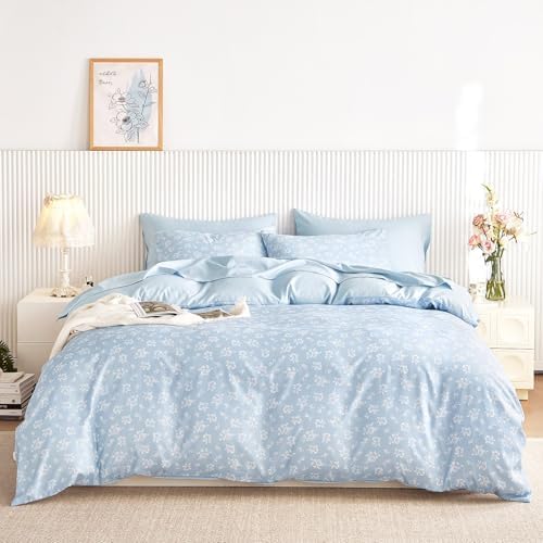 Wake In Cloud - Floral Comforter Set with Sheets, Coquette Cottagecore Aesthetic Flower Shabby Chic Pattern for Women Teen Girls, 7 Pieces Bed in a Bag, Light Blue, Full Size