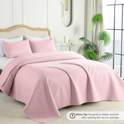 FLYMME Oversized King/California King Quilt Set 118"x106", Pure Pink 3-Piece Floor-Length Bedspread, Premium Microfiber Lightweight Coverlet for King/California King Bed (1 Quilt, 2 Shams)