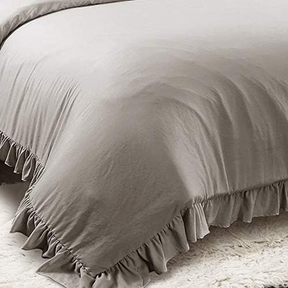 Lush Decor Reyna Ruffle Comforter Set - 3 Piece Cozy Ruffled Bedding Set - Timeless Elegance and Comfort for Dorm Room - Full/ Queen, Gray