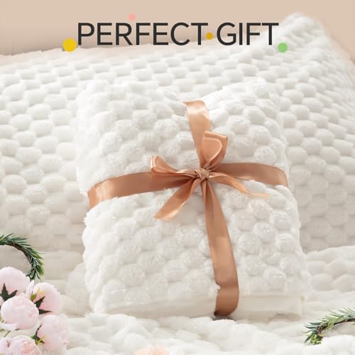 BEDELITE Fluffy King Comforter Set, White Ivory Fleece Bed Set 3 Pieces