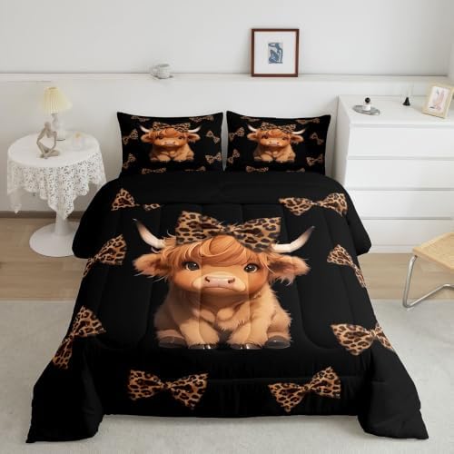 Feelyou Cartoon Highland Cow Comforter Set King Size Cute Leopard Bow Print Bedding Set for Kids Boys Girls Kawaii Animal Style Duvet Quilt Bedroom Decor Microfiber 3 Pcs with 2 Pillow Cases