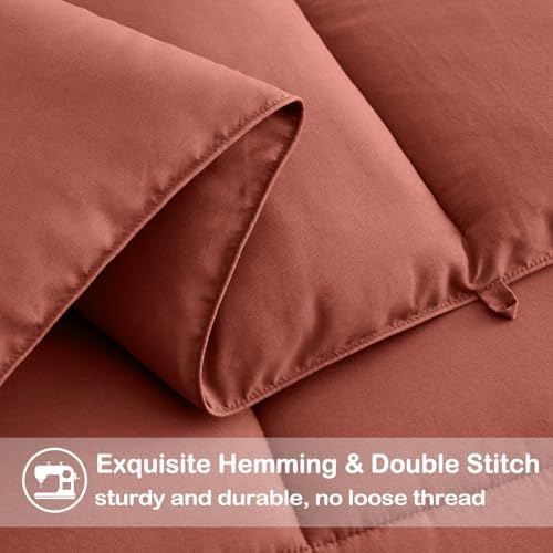 EASELAND Full Size Down Alternative Comforter, Terracotta, 82x86 Inches