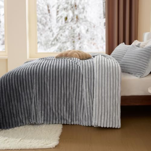 BEDELITE Fleece Queen Comforter Set, Fluffy Bed Set, Grey Ombre