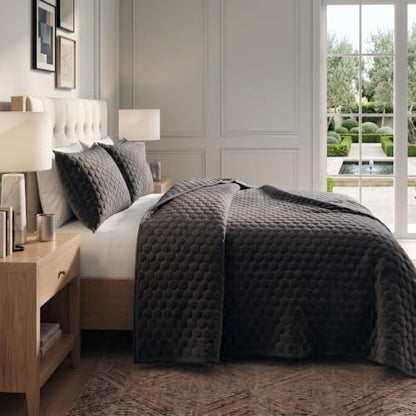 Tribeca Living Lugano Oversized Velvet Quilt Set - All Season, Extra Large, 2 Piece Twin Size Comforter Set with 1 Pillow Sham in Steel Grey Honeycomb Pattern 260GSM