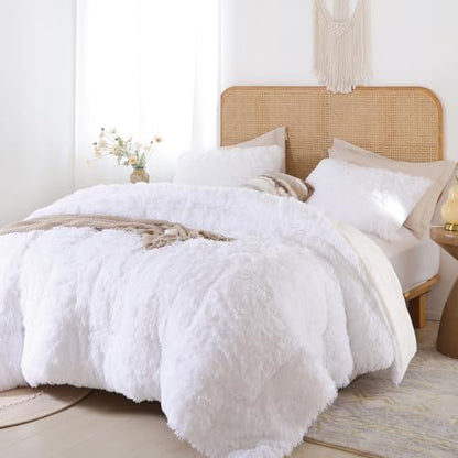 Smoofy Fluffy Queen Comforter Set, White Faux Fur Comforter Set 3 Pieces