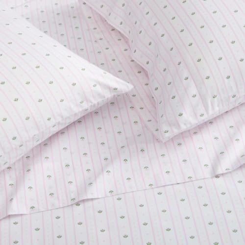 Martha Stewart - Full Size Sheet Set with Fitted Sheet & Pillowcases