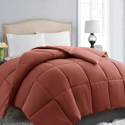 EASELAND Full Size Down Alternative Comforter, Terracotta, 82x86 Inches