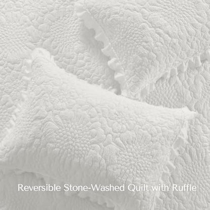 HORIMOTE HOME White Ruffled Quilt King Size, Stone-Washed Microfiber Lightweight Crinkled Farmhouse Rustic Shabby Chic Bedding Set, 3 Pieces Reversible Bedspread with Pillow Shams for All Season