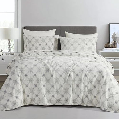 Elegant Comfort Luxuriously Soft 4-Piece Holiday Velvet Plush Flannel Sheet Set - Premium Quality - Cozy Warm, Christmas Fuzzy Velvet Flannel Fleece Deep Pocket Sheet Set - Full, Beige Snowflake