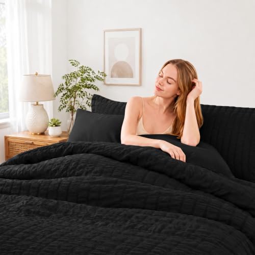 HIMEET Oversized Queen Comforter Set, 7-Piece Seersucker Bed in a Bag Black
