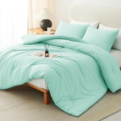 CozyLux Full Comforter Set, 3 Pieces Down Alternative Bedding, Mint Green