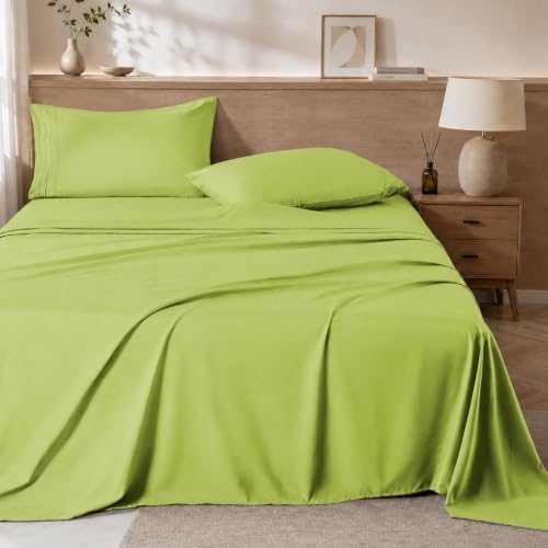 ROSE&RISY Avocado Green Queen Sheet Set, Pre-Washed Cotton-Like Brushed Microfiber, 4 Pcs Super Soft Breathable Cooling Bed Sets,Includes 1 Fitted, 1 Flat, 2 Pillowcases(Avocado Green, Queen)