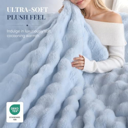 Smoofy Fluffy Faux Rabbit Fur Bubble Comforter Full Size - Light Blue