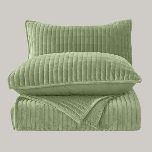 Wonderful Velvet Quilt Set, King Size Sage Soft Fluff Texture Coverlet with Shams, Channel Stitched Pattern, All-Season Use, Versatile Lightweight Bedspread for Bedroom Adults Teens Kids,106"x94"
