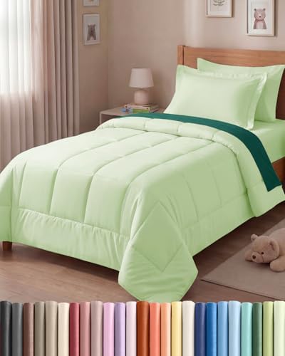 Twin Comforter Set - 5 Piece Reversible Bed in a Bag - Light Sage/Emerald
