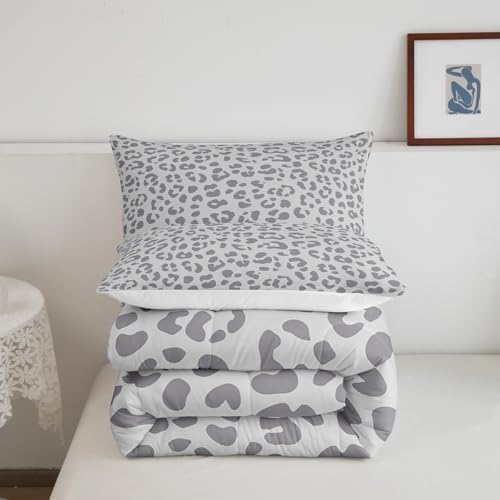Feelyou Leopard Print Bedding Set Silver Gray Leopard Comforter Set for Boys Girls Kids Cheetah Printed Comforter Africa Wild Animal Skin Theme Duvet Set Room Decor King Size Quilt Set 3Pcs