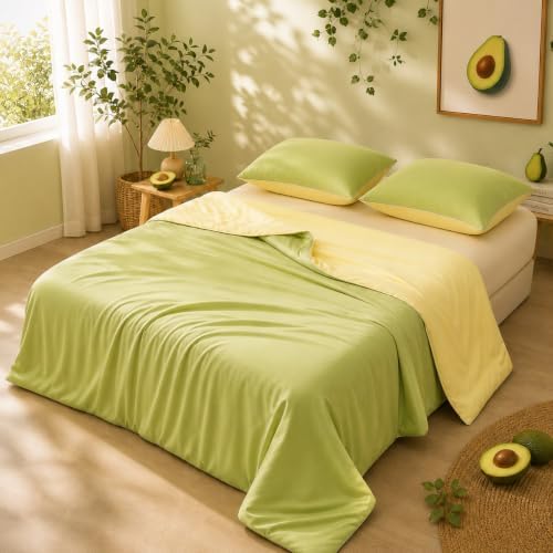 Eastsora Cooling Comforter Queen Size, Cooling Blanket for Hot Sleepers, Q-Max 0.45 Reversible Summer Comforter, Lightweight Breathable Bedding for Night Sweats (Yellow+Green)