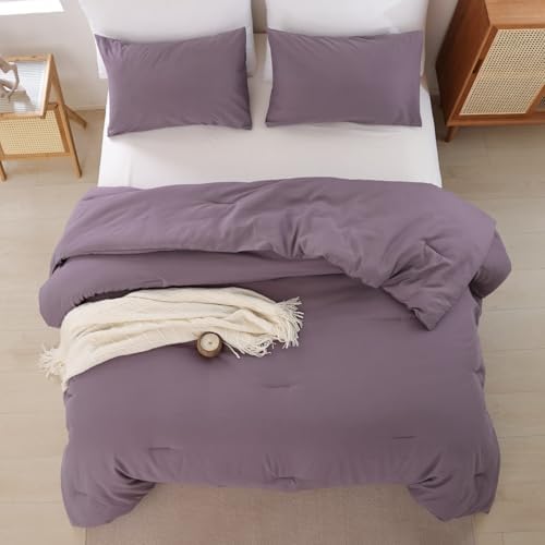 ROSGONIA Alaskan King Comforter, Dusty Purple, 136x120 Soft Bedding Quilt