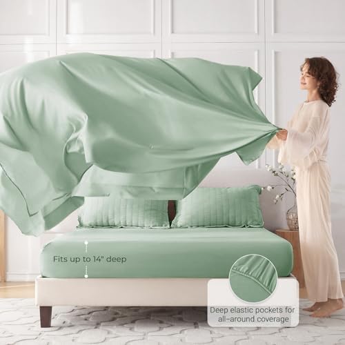MUXHOMO 7 Pieces Oversized Queen Comforter Set, Seersucker Bed in a Bag Oversized Queen Size, All Season Luxury Bedding Set with Comforter, Flat Sheet, Fitted Sheet, Pillowcases & Shams, Sage Green