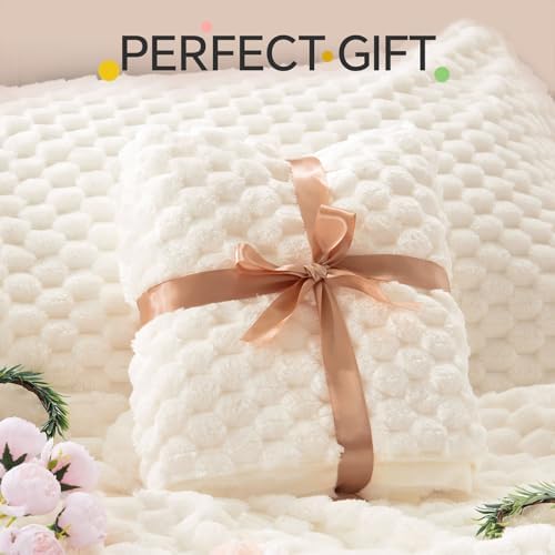 BEDELITE Fluffy King Comforter Set, Cream White Fleece Bed Set 3 Pieces
