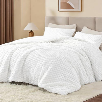 BEDELITE Fluffy King Comforter Set, Bright White Fleece Bed Set 3 Pieces