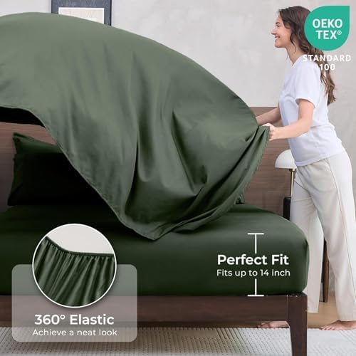 HEVUMYI 7-Piece Oversized Queen Comforter Set, Dark Green Bed in a Bag