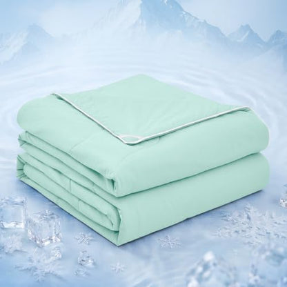 MUXHOMO Cooling Comforter King Size, Cooling Blanket for Hot Sleepers and Night Sweats, Lightweight Summer Comforter with Breathable Bamboo-Derived Rayon Fill, 104x90 Inches, Light Green