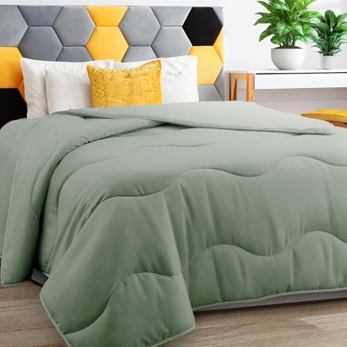 MEELUS Lightweight Comforter Cooling Sage Green, All Season Duvet Insert