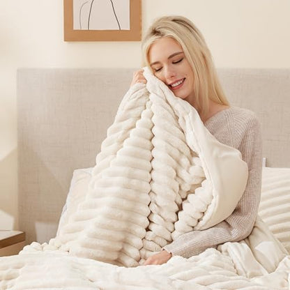 EXQ Home Fluffy Comforter Set Queen Size,3 Pieces Bed Set,Cream White