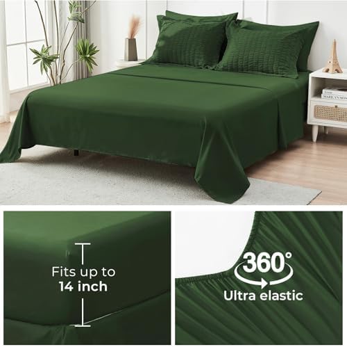 HYMOKEGE Dark Green King Size Comforter Set Seersucker 7 Pieces, All Season Luxury Bed in a Bag for Bedroom, Bedding Set with Comforters, Sheets, Pillowcases & Shams