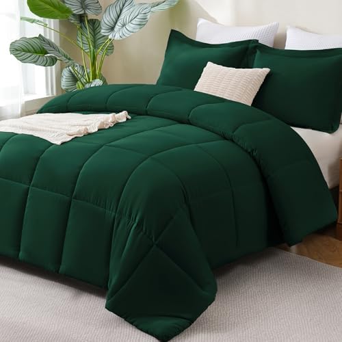 CozyLux Full Size Comforter Sets, 3-Piece Box-Stitched, Emerald Green