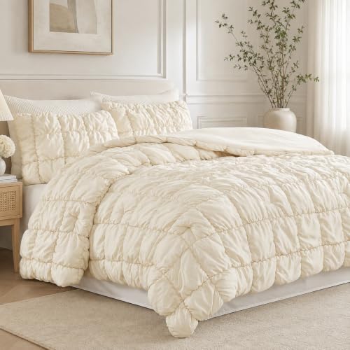 Amélie Home Queen Bubble Comforter Set, Soft, Beige, 3-Piece