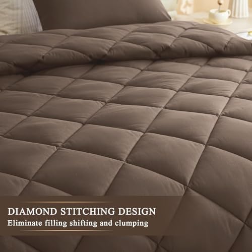 132x120 Alaskan King Comforter, Extra Large King Size Comforter Oversized, All Season Soft Lightweight Quilt Down Alternative Duvet Insert with 8 Corner Tabs(120x132, Brown)