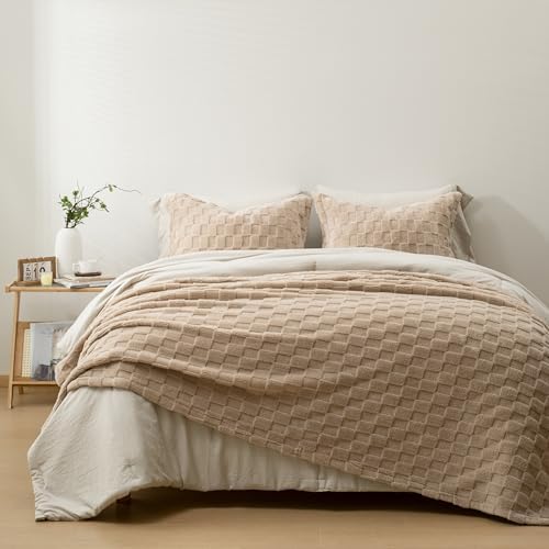 HIG 4pc 2-in-1 Queen Comforter Set with Detachable Fluffy Blanket, Camel