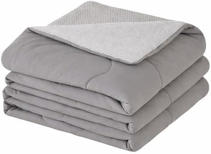 CHOSHOME Cooling Comforter Cooling Blanket, Q-Max 0.45 Cool Sleeping Summer Blanket for Hot Sleeper Night Sweats, King 90" x 108", Grey 03
