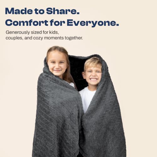 EverSnug Travel Blanket & Pillow 68x42 - Premium Ultra-Soft Microfleece 2 in 1 Compact & Packable Flight Blanket with Soft Bag Pillowcase, Hand Luggage Sleeve and Backpack Clip (Grey)