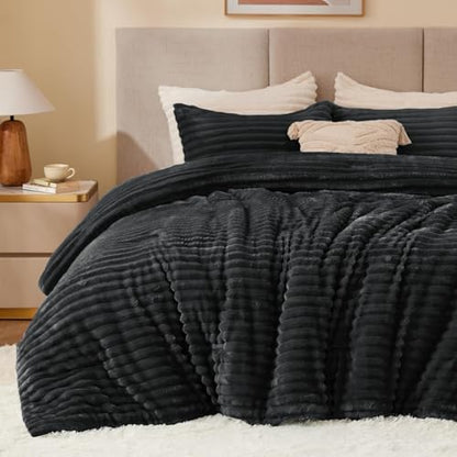 BEDELITE Fleece Oversized Queen Comforter Set, Fluffy Bed Set, Black