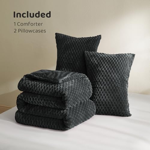 Petrichor Fluffy King Comforter Set - Ultra-Soft Black Flannel Thick Comforter for King Bed, Luxury Warm Bedding Set for Winter & Fall, Cozy Fuzzy Bed Set 3 Pieces (1 Comforter & 2 Pillowcases)