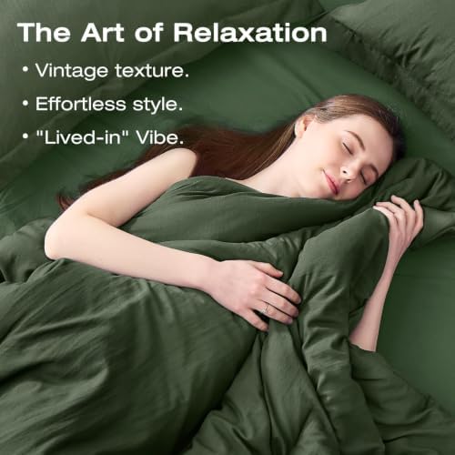 Sasttie Queen Comforter Set 7-Piece Dark Green, Pre-Washed Bed in a Bag