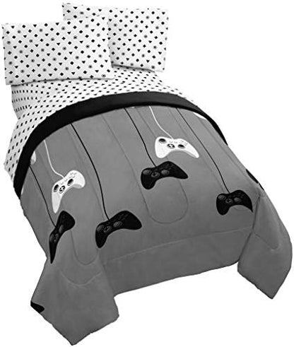 Jay Franco Game On 4 Piece Twin Bed Set - Includes Reversible Comforter & Sheet Set - Bedding Features Video Game Contoller - Super Soft Fade Resistant Microfiber