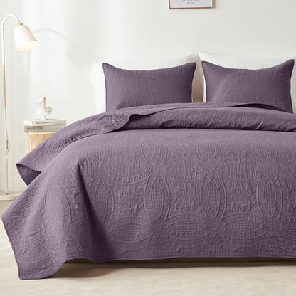 akkialla Grayish Purple Full/Queen Quilt Set, Ultrasonic Lightweight Bedspread Coverlet for Modern Minimalist Bedroom, Soft Microfiber Coin Pattern Bedding, 3-Piece (1 Quilt, 2 Pillow Shams)