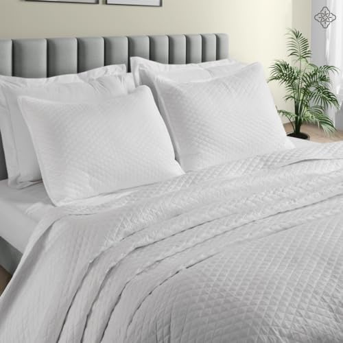 BIOWEAVES 100% Organic Cotton Quilts Queen Size - Diamond Stitched Quilted Bedspreads - All Season Oversized Coverlet Set - GOTS Certified Bedding Set | 1 Quilt & 2 Pillow Shams