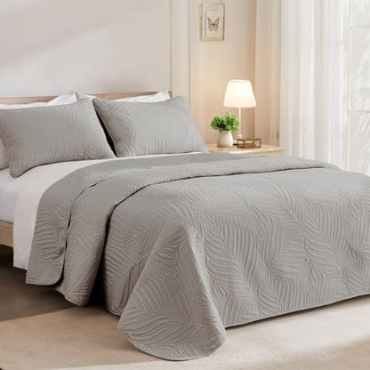 Exclusivo Mezcla Lightweight King Quilt Bedding Set, Soft Microfiber