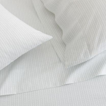 Martha Stewart - King Size Sheet Set with Fitted Sheet & Pillowcases