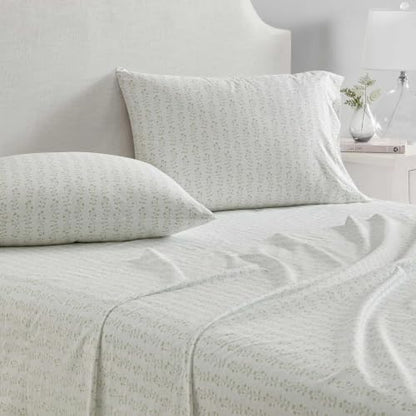 Martha Stewart - King Size Sheet Set with Fitted Sheet & Pillowcases