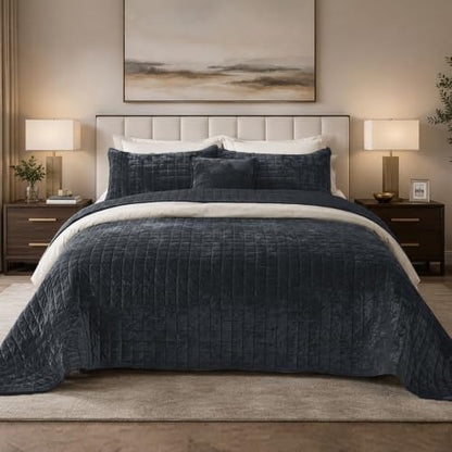 Quilt Set Queen Size 90x98 Luxurious Velvet Bedding Sets with 2 Pillow Shams 20x26 3 Pieces Ultra Soft Quilted Bedspread Coverlet Comforter for All Season,Black